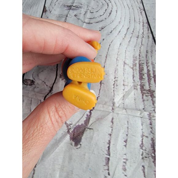 Vintage Berenstain Bears Brother & Sister Bear Flocked Figurines Toys 86, 94 - Picture 7 of 7